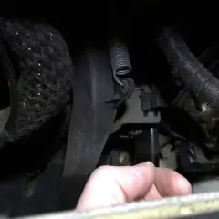 Jak wymienić czujnik kąta skrętu w BMW E46 i uniknąć problemów