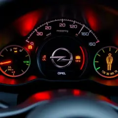 Jak sprawdzić temperaturę silnika Opel Astra H i uniknąć problemów