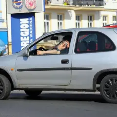 Jaki mandat za rozmowę przez telefon? Sprawdź, ile zapłacisz!