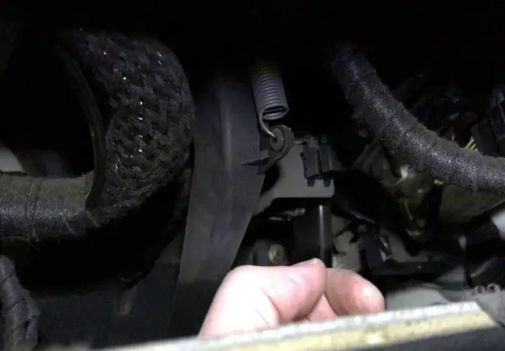 Jak wymienić czujnik kąta skrętu w BMW E46 i uniknąć problemów