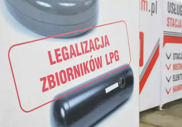 Legalizacja zbiorników LPG. Dowiedz się, ile kosztuje wymiana butli LPG i inne usługi na stacji.