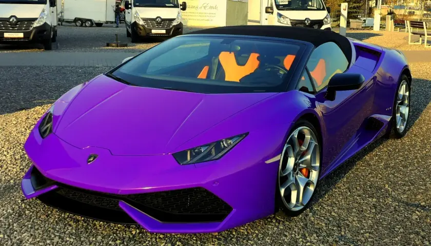 Ile kosztuje wypożyczenie lamborghini huracan? Odkryj ceny i warunki