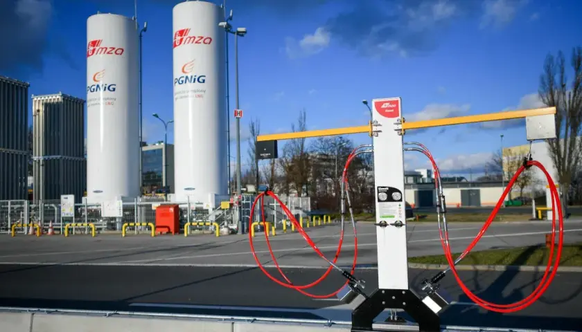 Gdzie zatankuje CNG? Sprawdź najbliższe stacje i ich dostępność