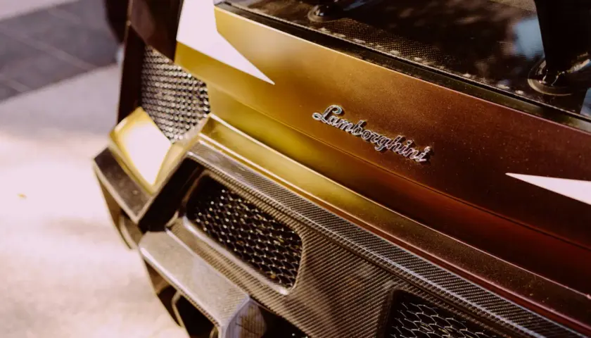 Ile kosztuje nowe Lamborghini? Ceny modeli i ukryte koszty