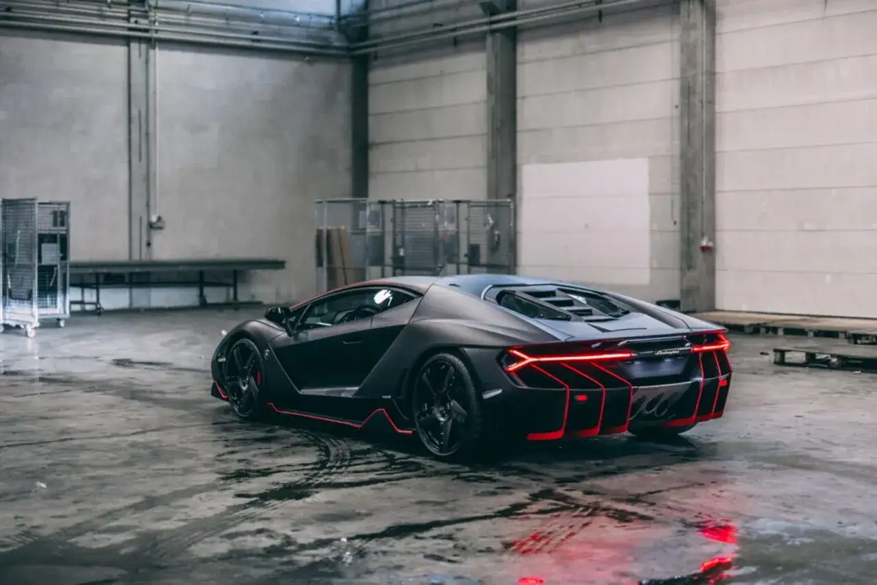 Zdjęcie Ile kosztuje Lamborghini Centenario? Ceny, które mogą zaskoczyć