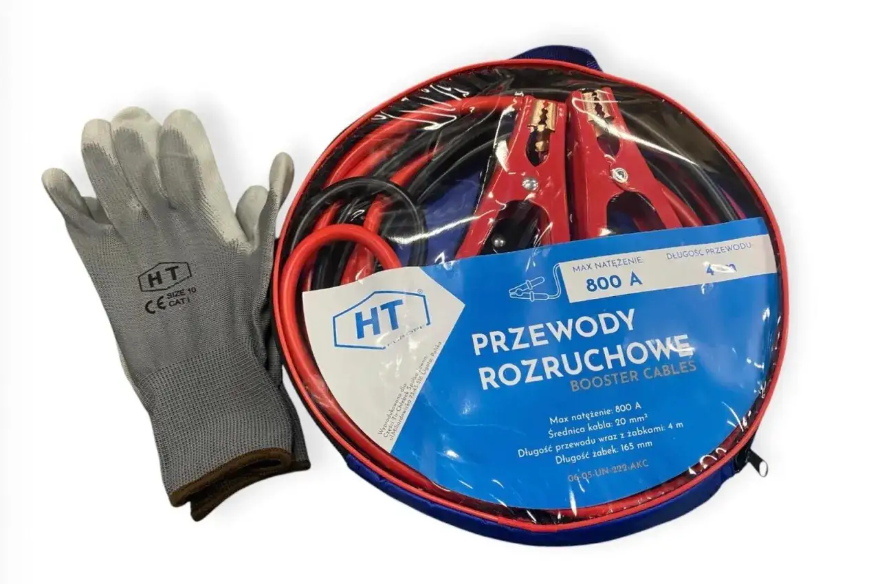 Przewody rozruchowe HT 800A i rękawice. Zestaw pomoże odpalić diesla od benzyny, gdy akumulator odmówi posłuszeństwa.